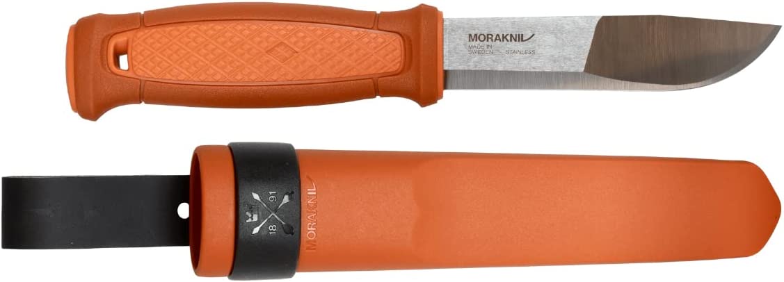 Survivalmesser mit Scheide